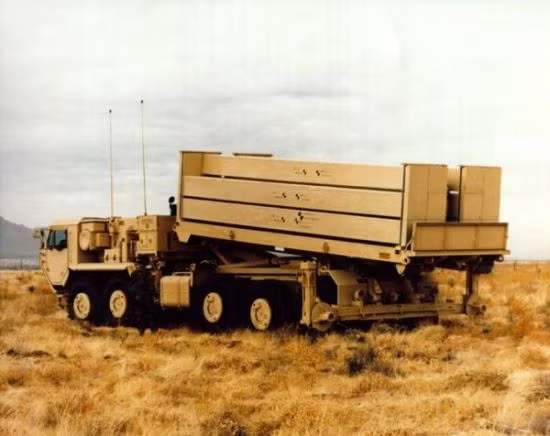 Xe phóng tên lửa của hệ thống phòng thủ THAAD. Ảnh: Tin tức Tham khảo, Trung Quốc