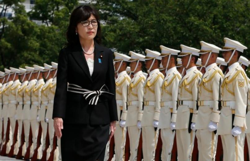 Bộ trưởng Quốc phòng Nhật Bản, bà Tomomi Inada
