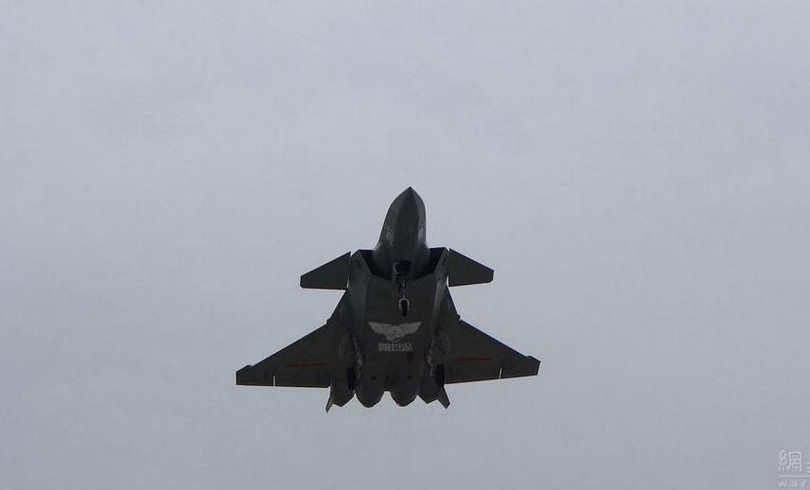 Máy bay chiến đấu J-20 số hiệu 2017 (ảnh tư liệu)