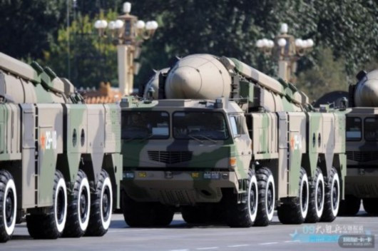 Tên lửa đạn đạo chống hạm Đông Phong-21D Trung Quốc (ảnh tư liệu)