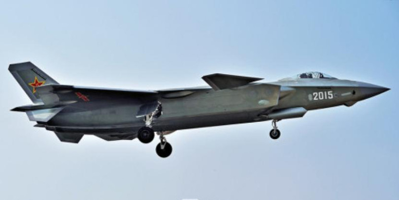 Máy bay chiến đấu J-20 số hiệu 2015 Trung Quốc. Ảnh: Sina