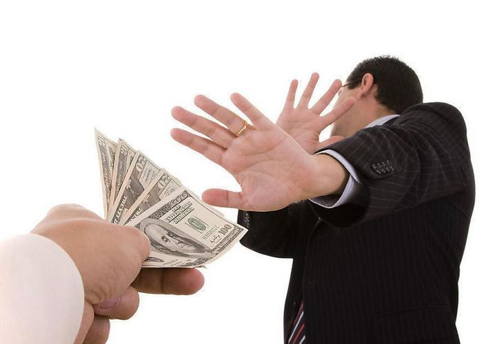 Trung Quốc muốn làm cho quan chức sợ không dám tham nhũng. Ảnh: news.hebei.com.cn