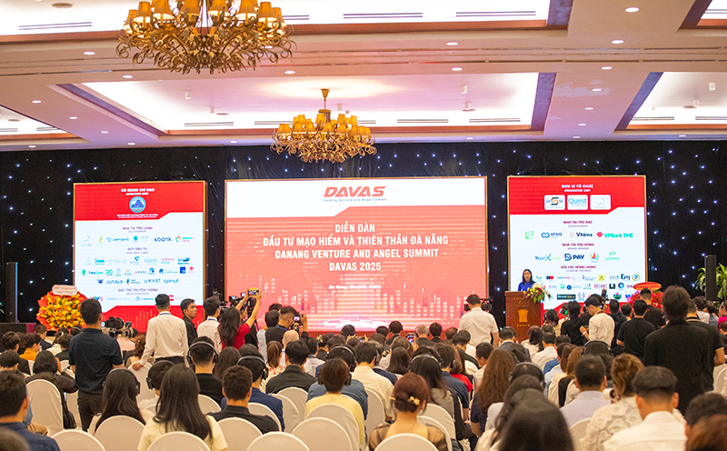 Sáng 30/5, Diễn đàn Đầu tư Mạo hiểm và Thiên thần Đà Nẵng 2025 - “Danang Venture and Angel Summit 2025” (DAVAS 2025) đã khai mạc với sự tham dự của hơn 20 nhà đầu tư và quỹ đầu tư danh tiếng đến từ nhiều quốc gia.