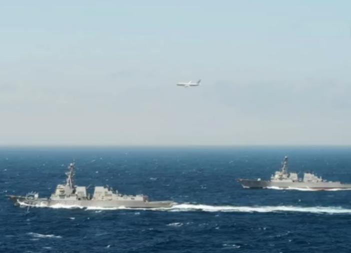 Máy bay săn ngầm Mỹ giám sát hoạt động của tàu chiến, tàu ngầm Trung Quốc trên Ấn Độ Dương. Ảnh: Sina.