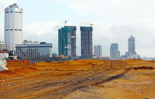 Hiện trường dự án Colombo do Trung Quốc đầu tư xây dựng. Ảnh: ifeng