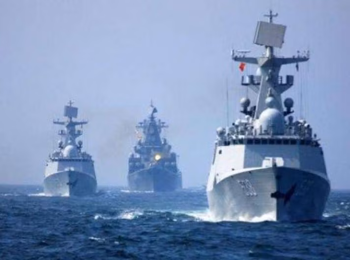 Biên đội liên hợp hải quân Trung - Nga. Ảnh: Cankao.