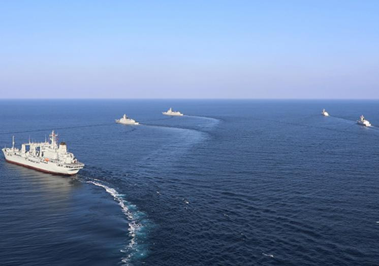 Biên đội tàu chiến hải quân Trung Quốc. Ảnh: Military.cnr.cn.