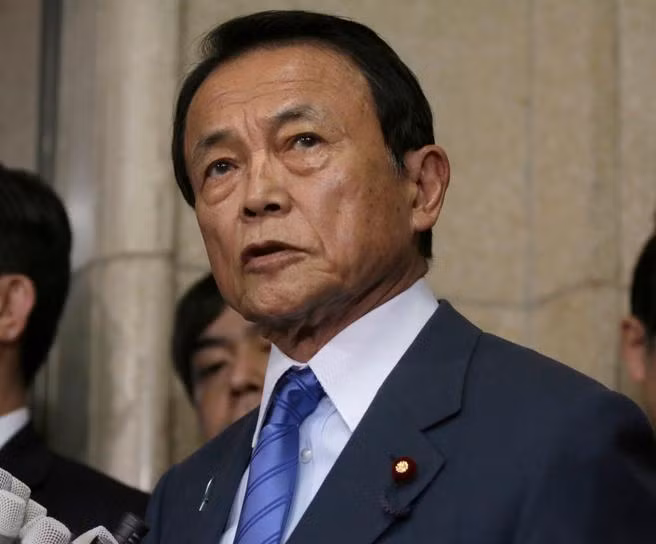 Phó Thủ tướng kiêm Bộ trưởng Tài chính Nhật Bản Taro Aso cùng nhiều chính khách Nhật Bản bày tỏ lo ngại về sự leo thang của chiến tranh thương mại Trung - Mỹ. Ảnh: Bloomberg.