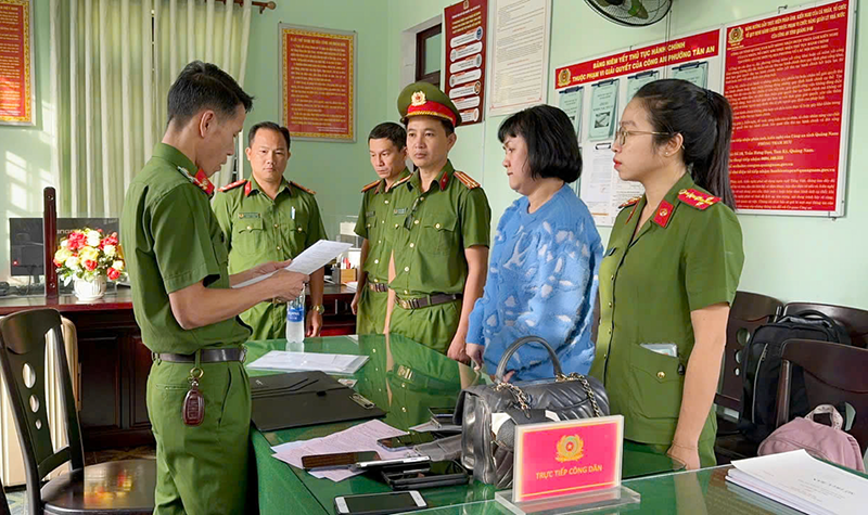 bat hoang thi kim chau 1.png