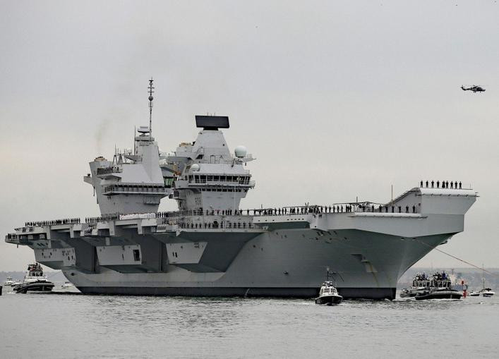 Tàu sân bay HMS Queen Elizabeth của hải quân Anh. Ảnh: Ifeng.