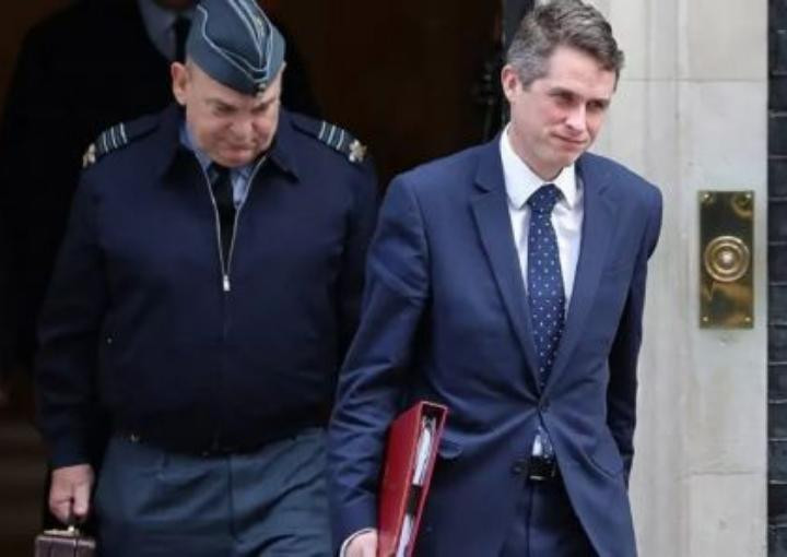 Bộ trưởng Quốc phòng Anh Gavin Williamson luôn muốn can thiệp vào vấn đề Biển Đông. Ảnh: People.
