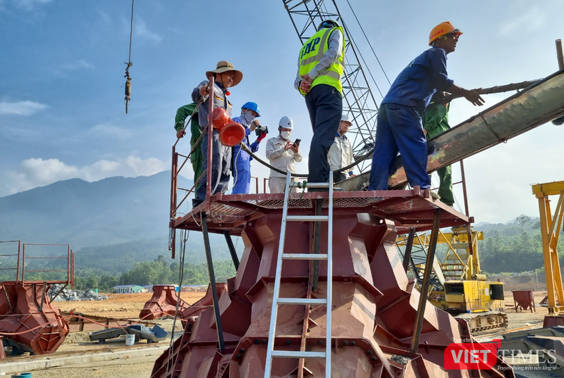 vt_cang lien chieu 14.png