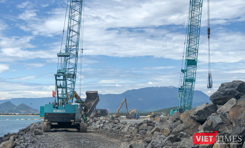 vt_cang lien chieu 9.png