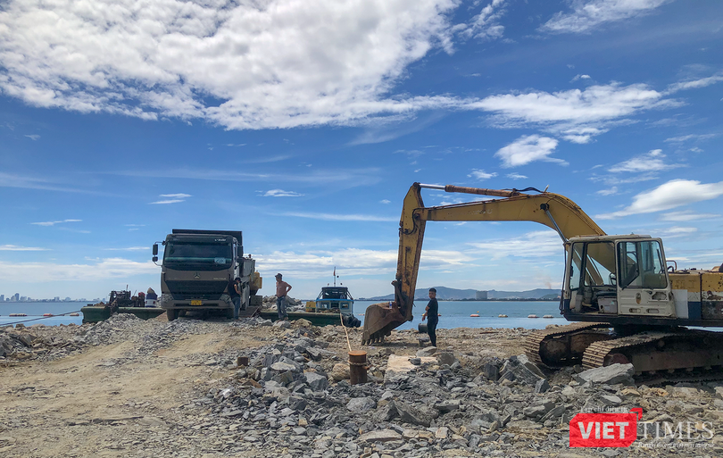 vt_cang lien chieu 4.png