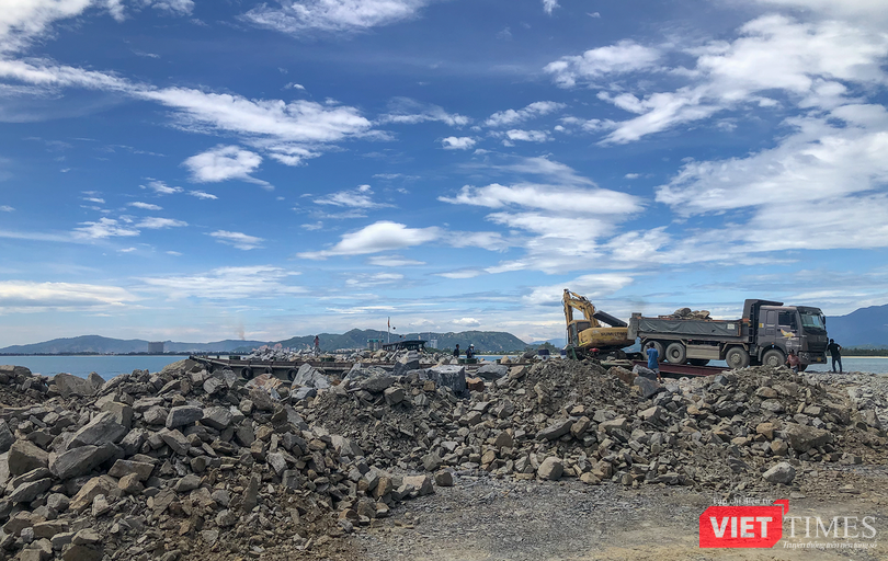 vt_cang lien chieu 5.png