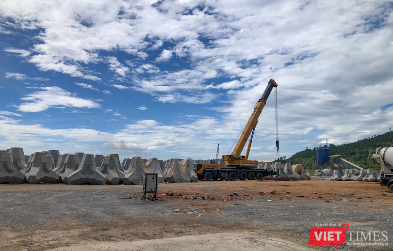 vt_cang lien chieu 1.png