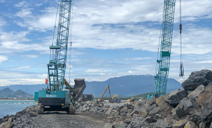 Một góc công trình xây dựng bến cảng biển Liên Chiểu, TP Đà Nẵng