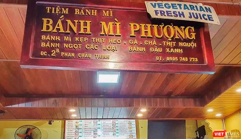 Tiệm bánh mì Phượng (số 2B Phan Châu Trinh, phường Minh An, TP Hội An, tỉnh Quảng Nam).