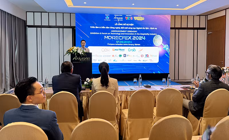 Ông Nguyễn Đức Quỳnh, Phó Chủ tịch liên Chi hội Khách sạn Việt Nam phát biểu tại buổi công bố sự kiện "Triển lãm diễn đàn công nghệ đổi mới sáng tạo ngành khách sạn" - Horecfex Việt Nam 2024.