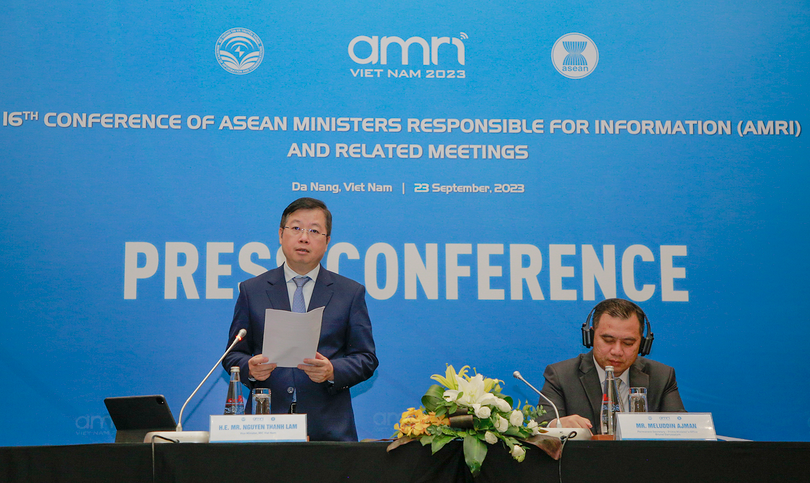 Họp báo công bố kết quả hội nghị Bộ trưởng Thông tin ASEAN lần thứ 16, ASEAN+3 lần thứ 7 và các hội nghị chuyên ngành thông tin tổ chức tại Đà Nẵng, do Thứ trưởng Bộ TT&TT Nguyễn Thanh Lâm chủ trì.