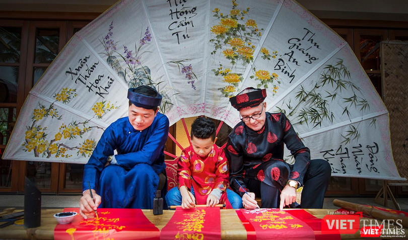 Không gian thư pháp - một phần văn hoá của "Chợ quê ngày Tết"