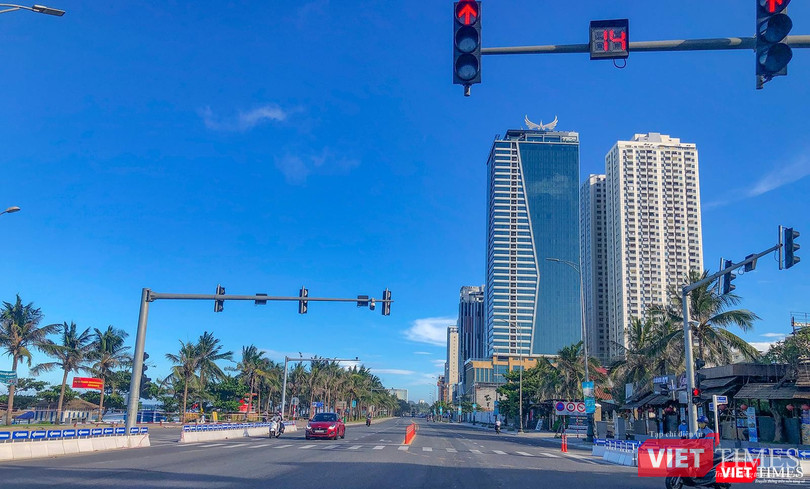 Hệ thống khách sạn ven biển Đà Nẵng "tê liệt" do dịch COVID-19