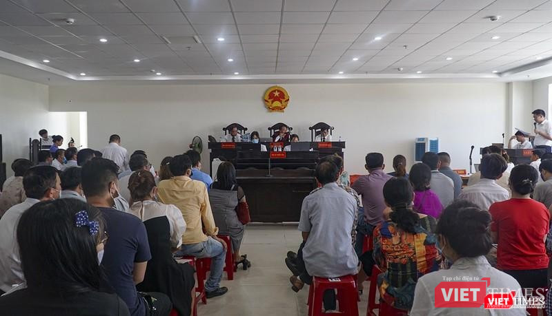 Khách hàng mua đất nền dự án tại phiên tòa sơ thẩm xét xử tranh chấp hợp đồng môi giới tại dự án Hera Complex Riverside do TAND quận Hải Châu thực hiện