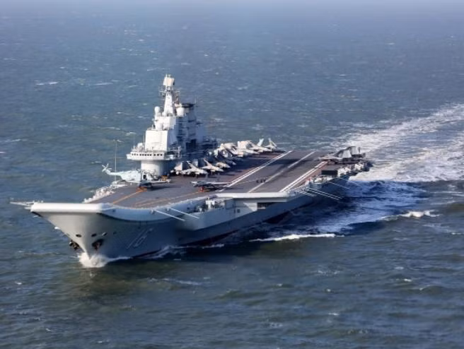 Tàu sân bay Liêu Ninh, Hải quân Trung Quốc. Ảnh: AFP
