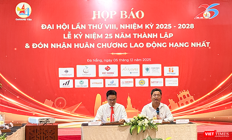 Ông Lê Trí Hải, Chủ tịch Hội Doanh nhân trẻ thành phố Đà Nẵng chủ trì Họp báo thông tin về chương trình Lễ kỷ niệm 25 năm thành lập Hội và Đại hội lần thứ VIII, nhiệm kỳ 2025 - 2028.