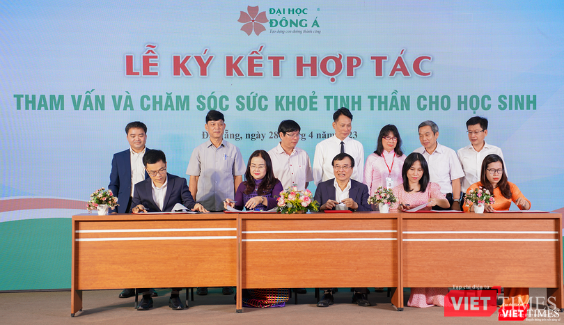 Lễ ký kết hợp tác về tham vấn và chăm sóc sức khoẻ tinh thần cho học sinh giữa ĐH Đông Á với Sở GD&amp;ĐT tỉnh Quảng Trị và các cơ sở giáo dục tại TP Đà Nẵng và Quảng Nam.
