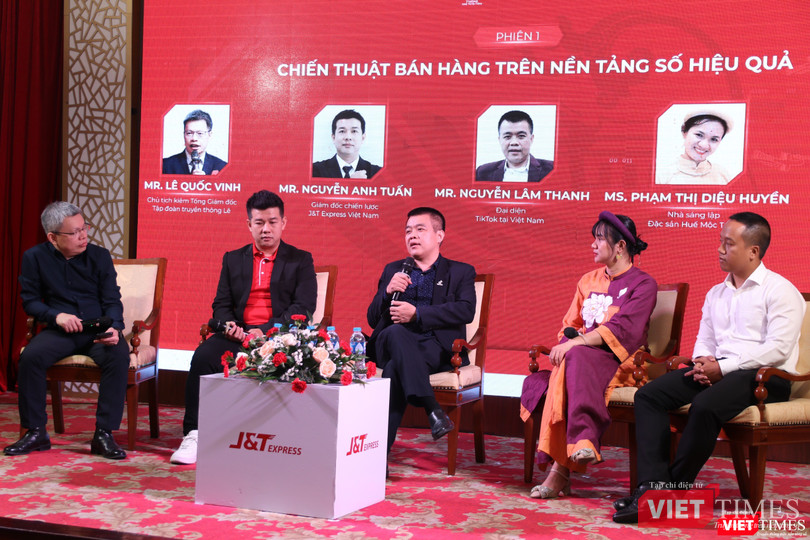 Ông Nguyễn Lâm Thanh - Phó Chủ tịch Hội Truyền thông số Việt Nam, Đại diện TikTok Việt Nam chia sẻ tại hội thảo