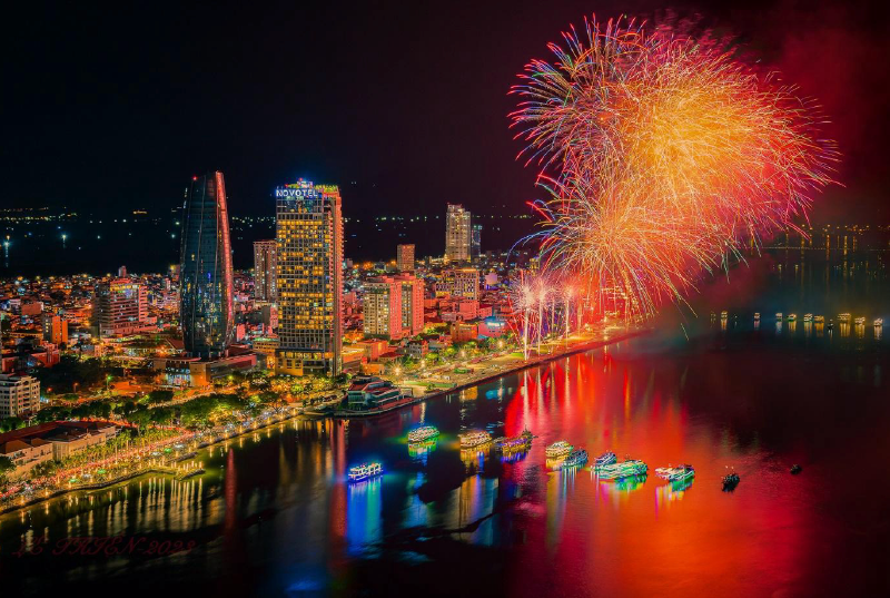 Lễ hội pháo hoa quốc tế DIFF 2025 kỷ niệm 50 năm Ngày giải phóng TP Đà Nẵng sẽ có 10 đội tham dự và kéo dài 6 đêm.