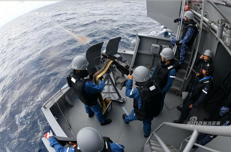 Vũ khí trên tàu sân bay trực thăng Kaga Nhật Bản. Ảnh: Sina. Vũ khí trên tàu sân bay trực thăng Kaga Nhật Bản. Ảnh: Sina.