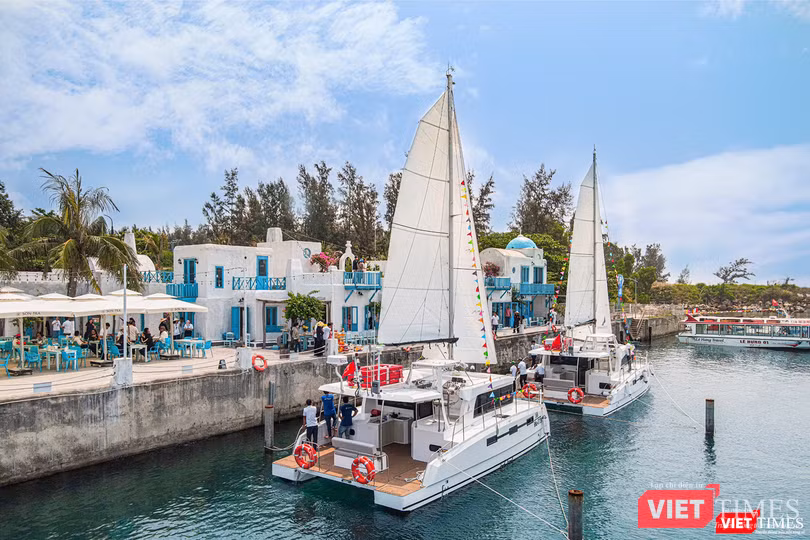vt_da nang dua tuyen du lich thuy noi dia tai son tra 5.png