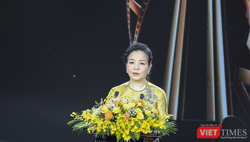 vt_lien hoan phim 4.png