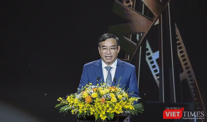 vt_lien hoan phim 1.png