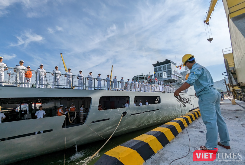 vt_tau trung quoc 2.png