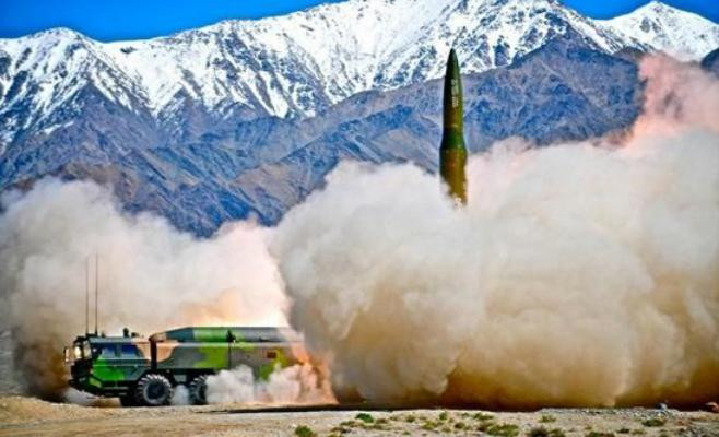 Tên lửa đạn đạo tầm trung Đông Phong-16 Trung Quốc (ảnh tư liệu)