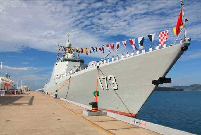 Tàu khu trục tên lửa Trường Sa số hiệu 173 Type 052D thuộc Hạm đội Nam Hải, Hải quân Trung Quốc. Ảnh: Weibo