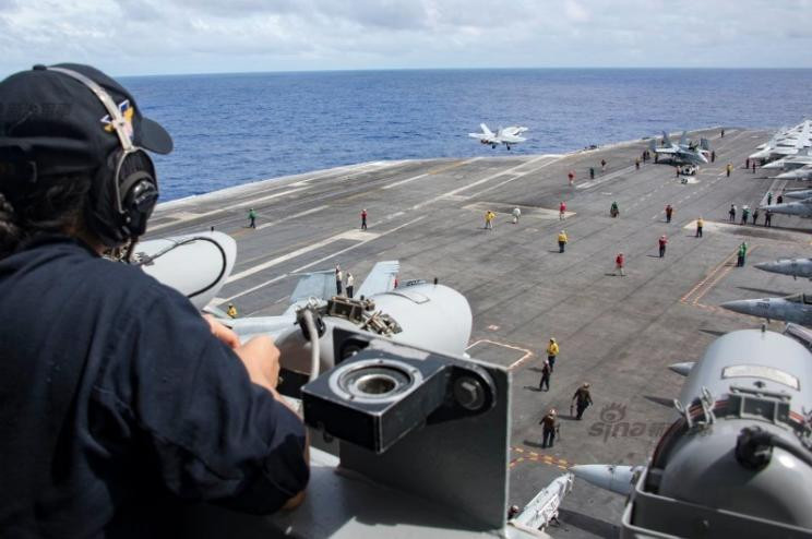 Hoạt động huấn luyện trên tàu sân bay USS Carl Vinson, Hạm đội 3, Hải quân Mỹ. Ảnh: Sina