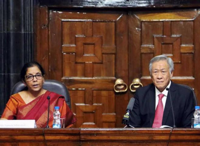 Bộ trưởng Quốc phòng Singapore Ng Eng Hen thăm Ấn Độ. Ảnh: NDTV