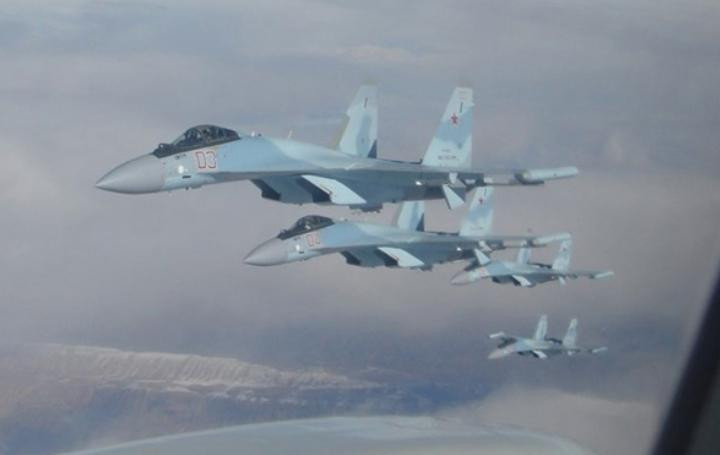 Biên đội 4 máy bay chiến đấu Su-35S Nga. Ảnh: Sina.