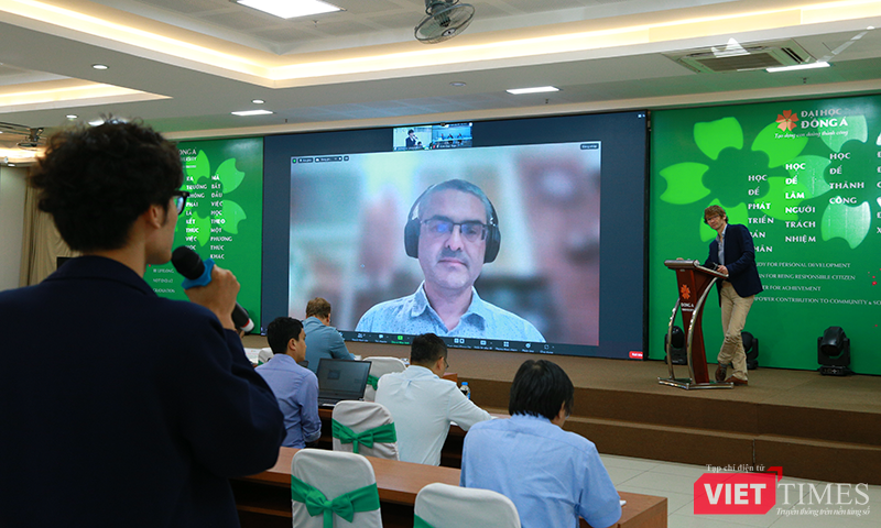 vt_hoi thao ai 2.png