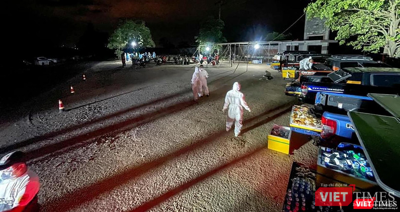 Đội xe bán tải CLB xe bán tài Đà Nẵng tiếp tục hành trình thiện nguyện của mình (Ảnh Minh Việt)