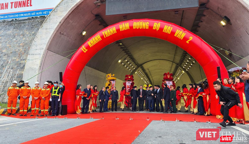 Quang cảnh buổi khánh thành hầm Hải Vân 2
