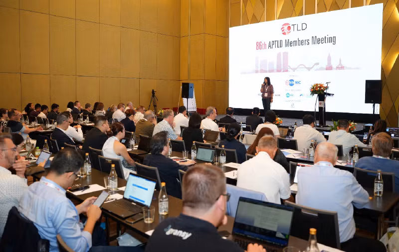 hoi nghi internet 1.png