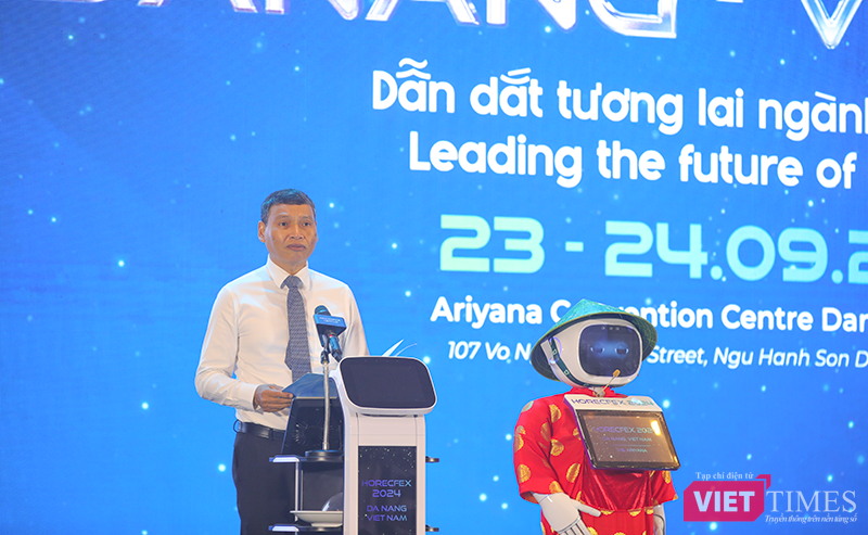 vt_doi moi sang tai khach san 6.png