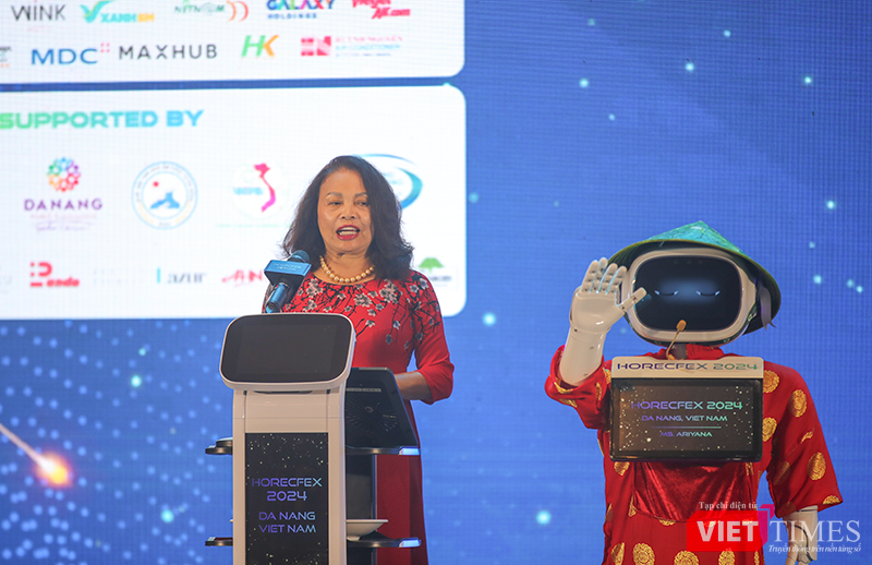 vt_doi moi sang tai khach san 4.png