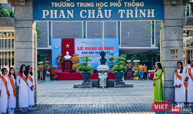 Trường THPT Phan Châu Trinh (Đà Nẵng) trong ngày Khai giảng năm học 2022-2023