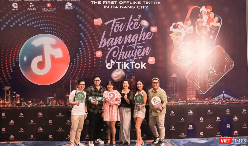 Buổi gặp gỡ offline với chủ đề “Tôi kể bạn nghe chuyện Tiktok” diễn ra sáng ngày 20/8.